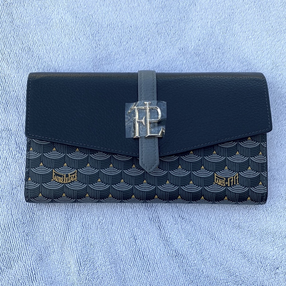 Faure Le Page 12CC Wallet Knight